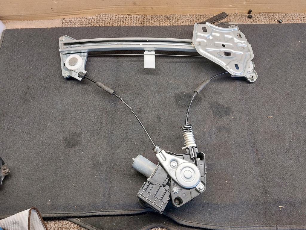 фото №5, Подъемник стекло левый перед lexus rc f 14r