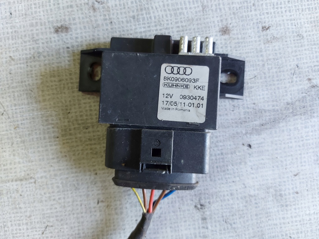 фото №1, Audi a4 b8 a5 8t блок управления насоса топлива 8k0906093f