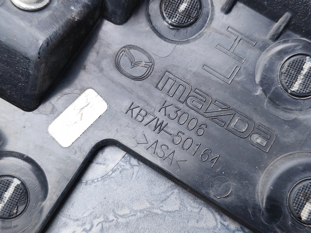 фото №7, Mazda cx-5 обшивка кришки задній багажника i інше елементи 2019 suv 4/5dr