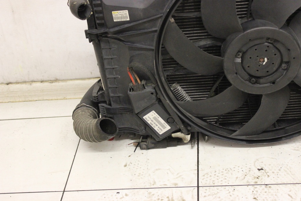 фото №4, Радиатор + вентилятор mercedes c w203 1.8 b t