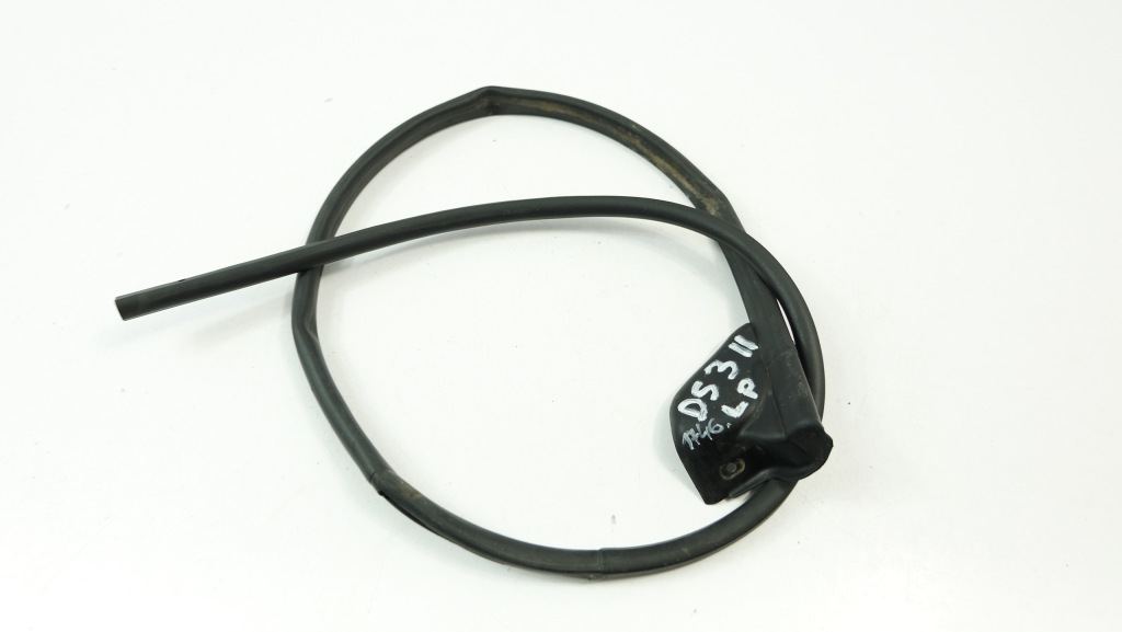 фото №1, Citroen ds3 crossback прокладка кузовная дверь левый перед 9822811380