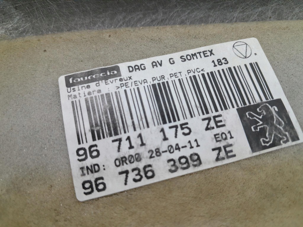 фото №4, Peugeot 508 i kombi обшивка коврик перед левый