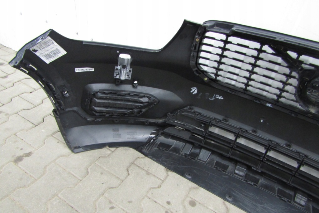 фото №6, Бампер перед передній volvo xc40 r-design 17-21