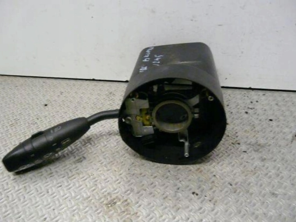 фото №1, Переключатель поворотники valeo a1695450210 mercedes w245