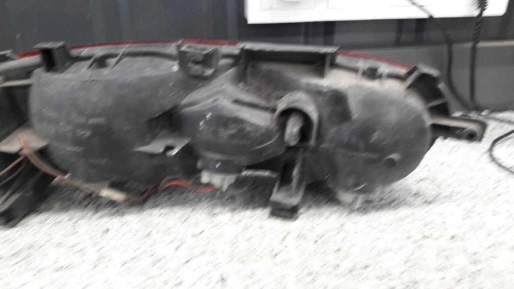 фото №10, 220-61376 лампа права mazda mx3 98r