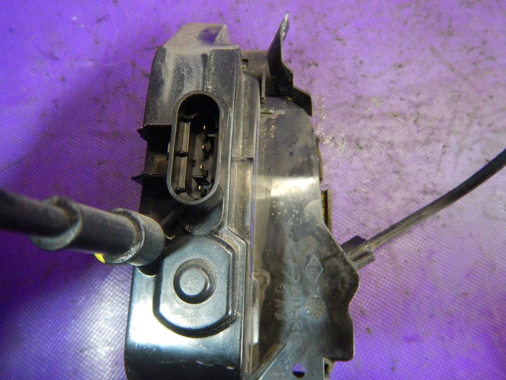 фото №3, Renault scenic ii 03-06 замок перед левый 4p