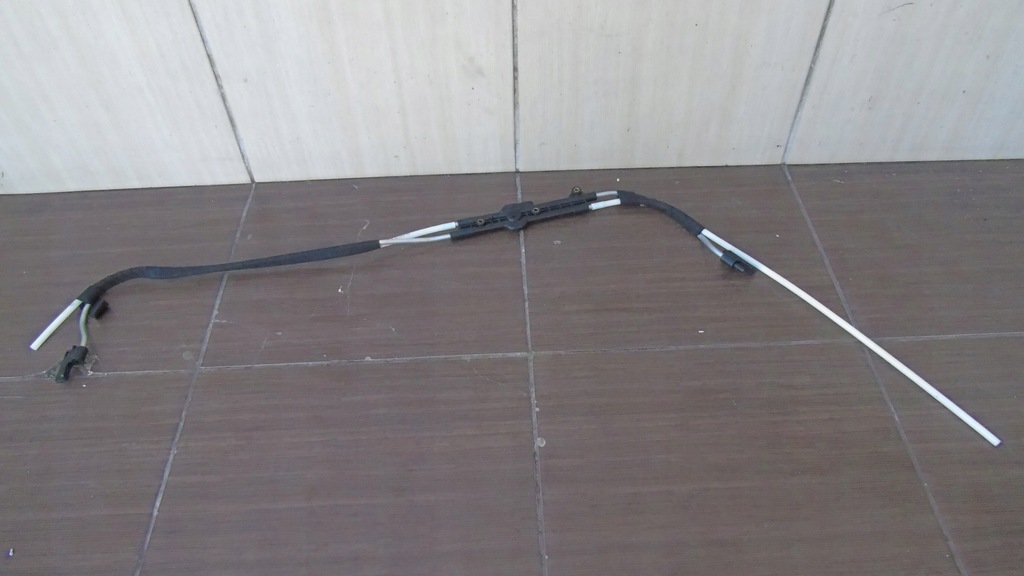 фото №1, Направляющая тросы люк alfa romeo stelvio