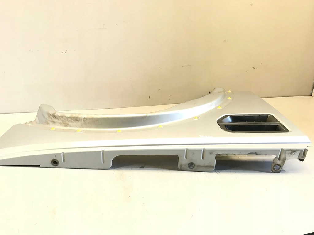 фото №12, Land rover discovery 3 - lr3 2005 po правая крыло