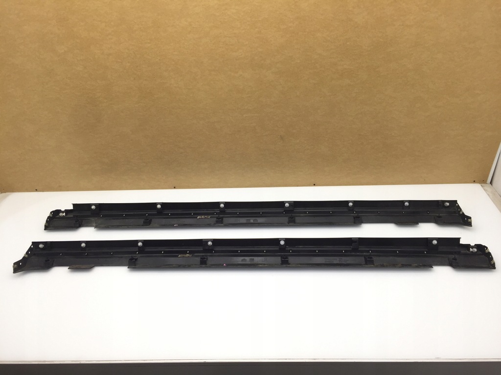 фото №7, Volvo xc40 порог молдинг накладка порог левая bdb!