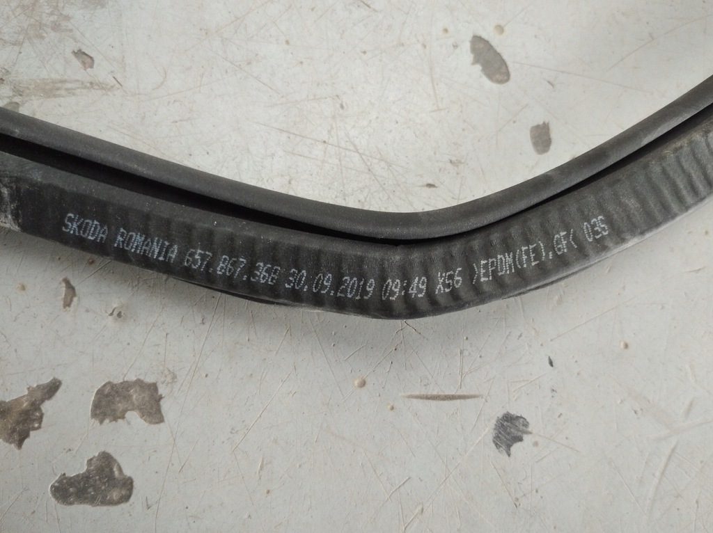 фото №1, Skoda scala прокладка дверь правый задняя 657867368