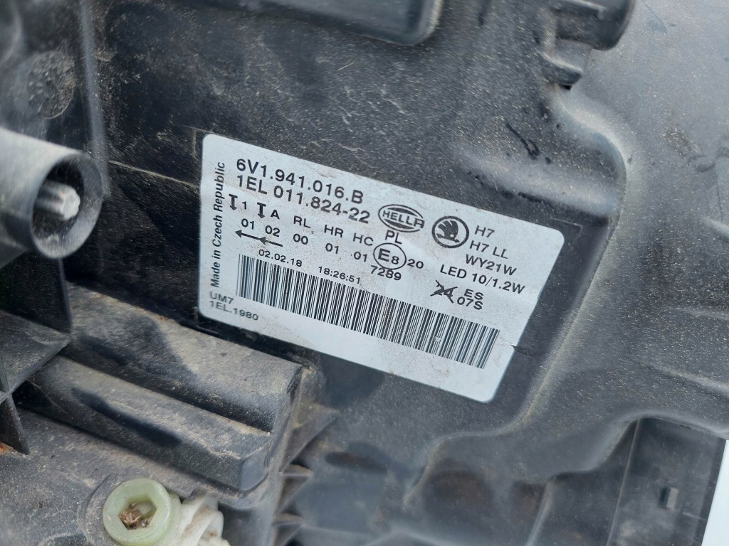 Купить Skoda fabia 3 6v фара правый  перед передняя led