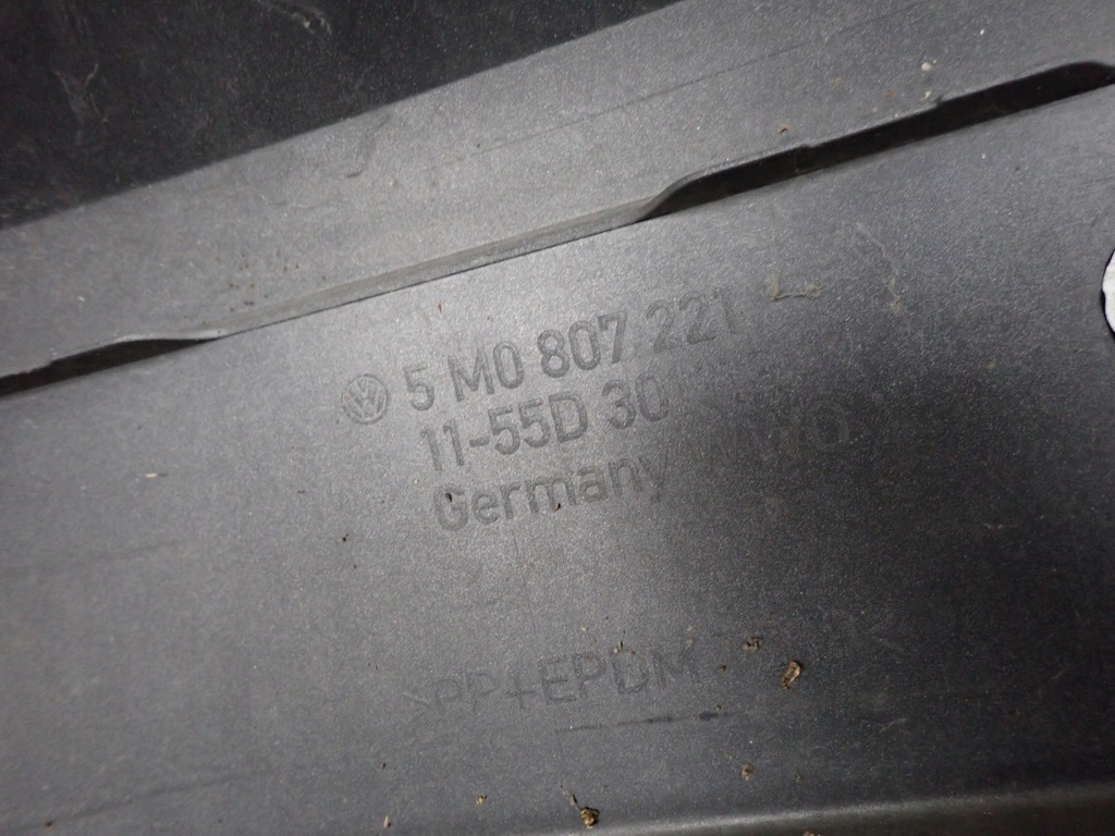 фото №15, Vw golf vi plus + lift бампер перед передний решётка 5m0807221 омыватель