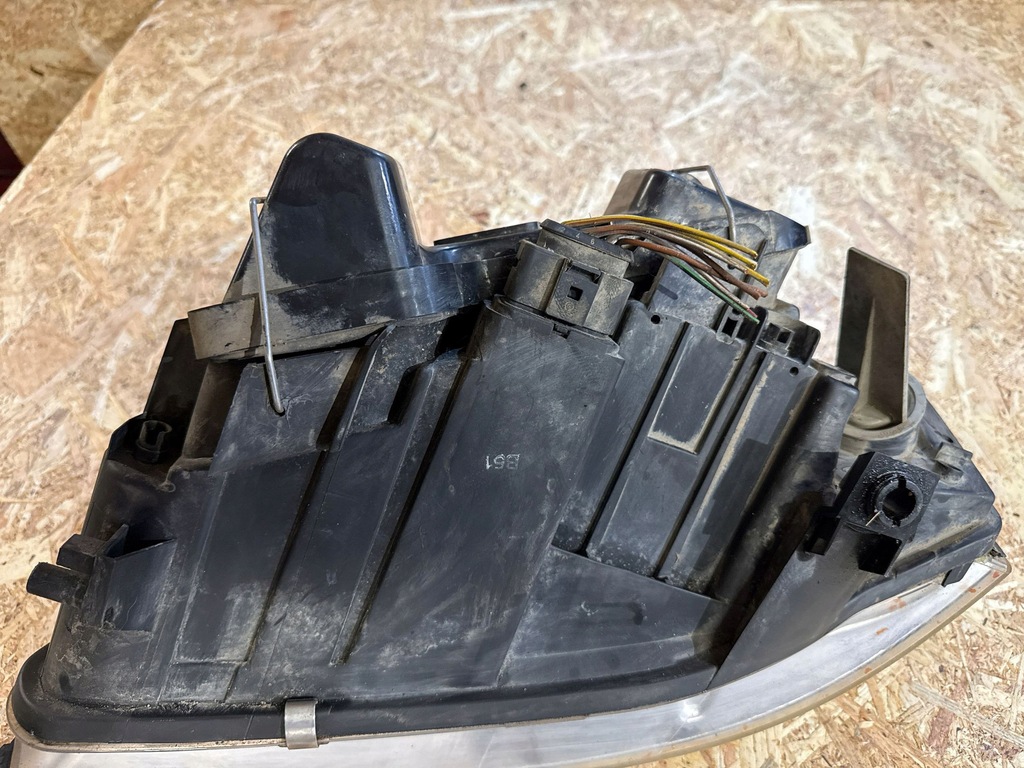 фото №11, Audi a6 s6 c5 4b 1998 перед сторона правая лампа передняя