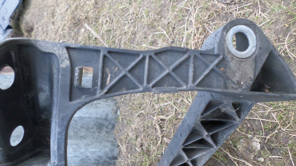 Усилитель передний , ремень передний opel corsa d 09r 1,3 cdti Киев