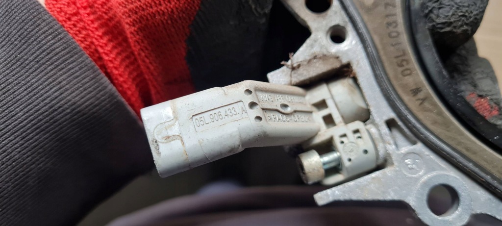 A6 c8 4k ущільнювач вала колінчастого 2.0 tdi 05l103173 vw audi a4 b9 q5 Зі Шроту