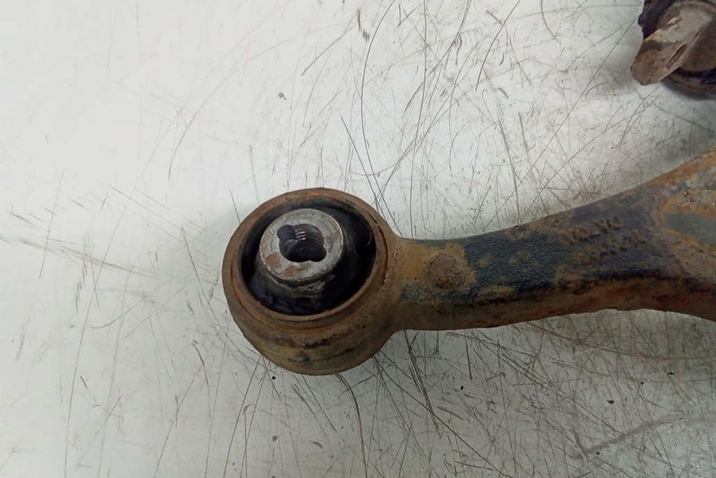 фото №8, Рычаг передний volvo xc90 i 8646614 2.4l дизель 2005