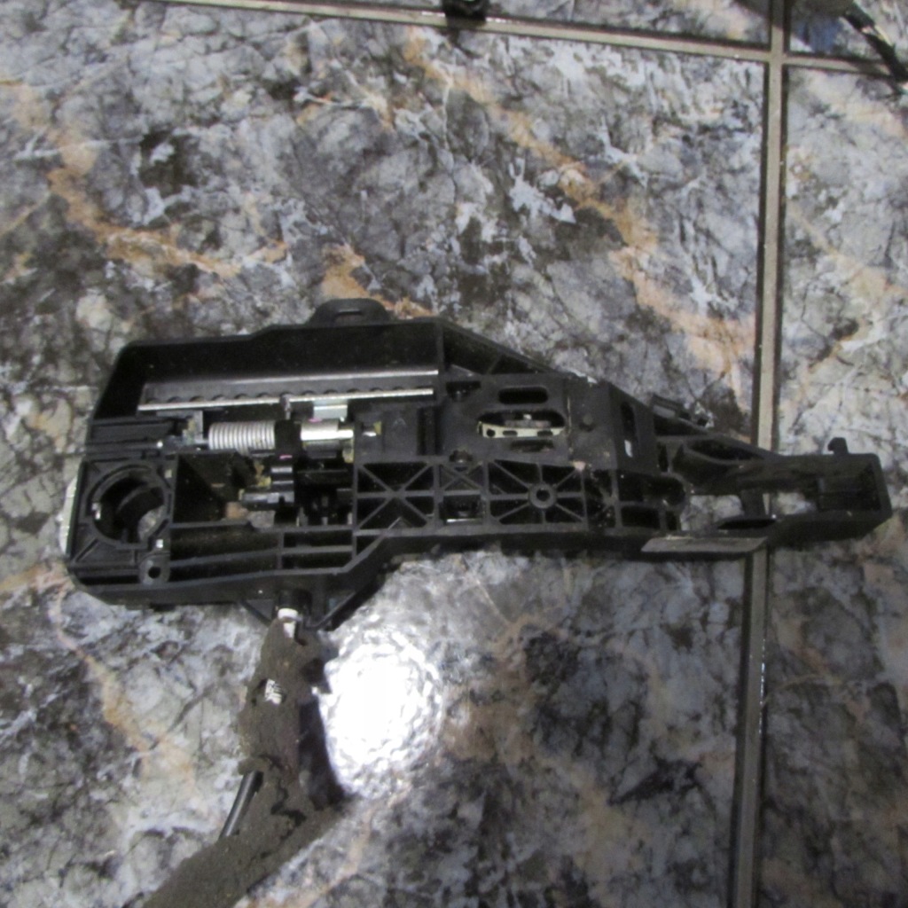 фото №3, Замок правый перед 805021984r renault zoe