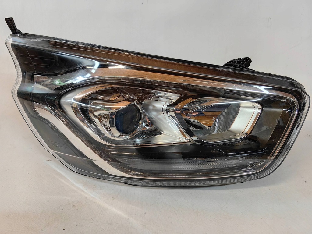 фото №1, Ford transit custom lift- лампа права led лінза polecam