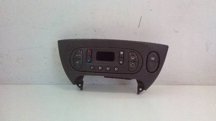 фото №8, Панель обдув i ac renault scenic i fl 7700435401