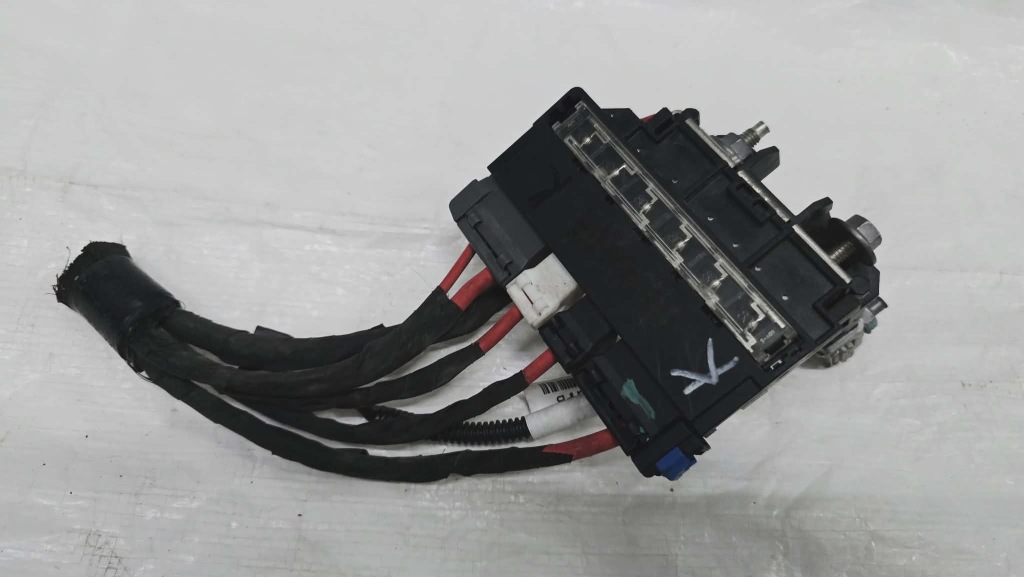 фото №1, Клемма плюсовая renault arkana 1.3 tce 2d0049093p