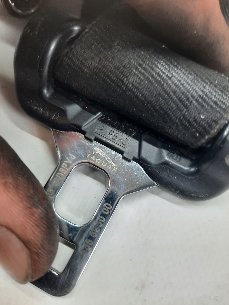 фото №8, Pas безпеки правий перед jaguar f-pace f pace x761 hk83-611b08