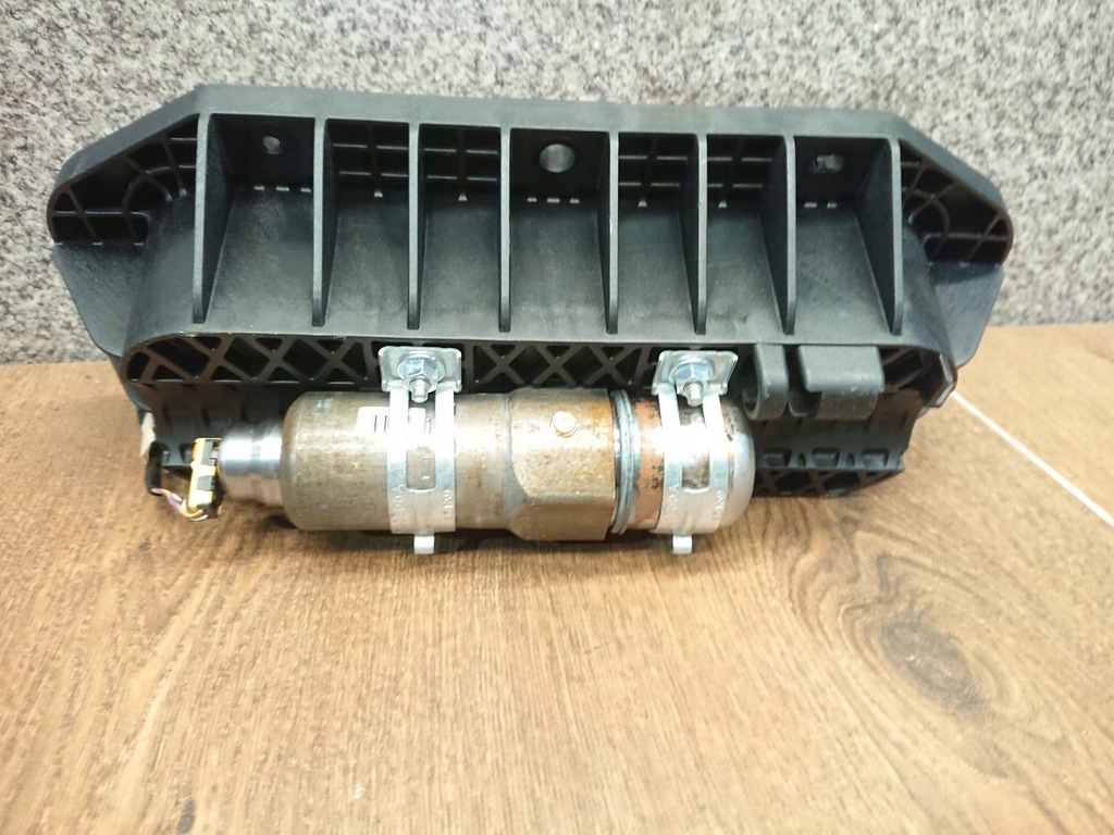 фото №8, Discovery sport подушка air bag ремені