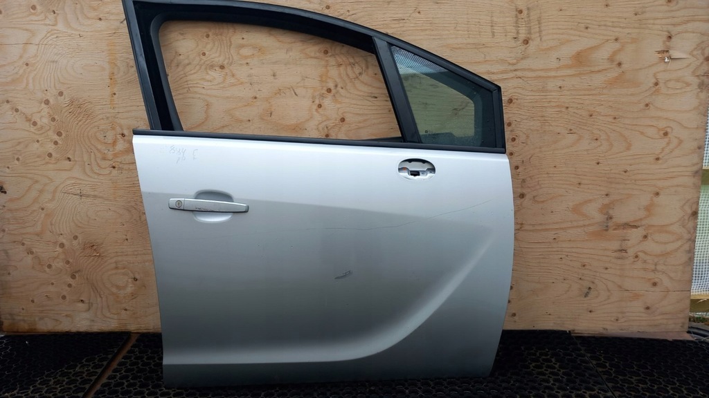 фото №1, Opel meriva b дверь перед правый z157
