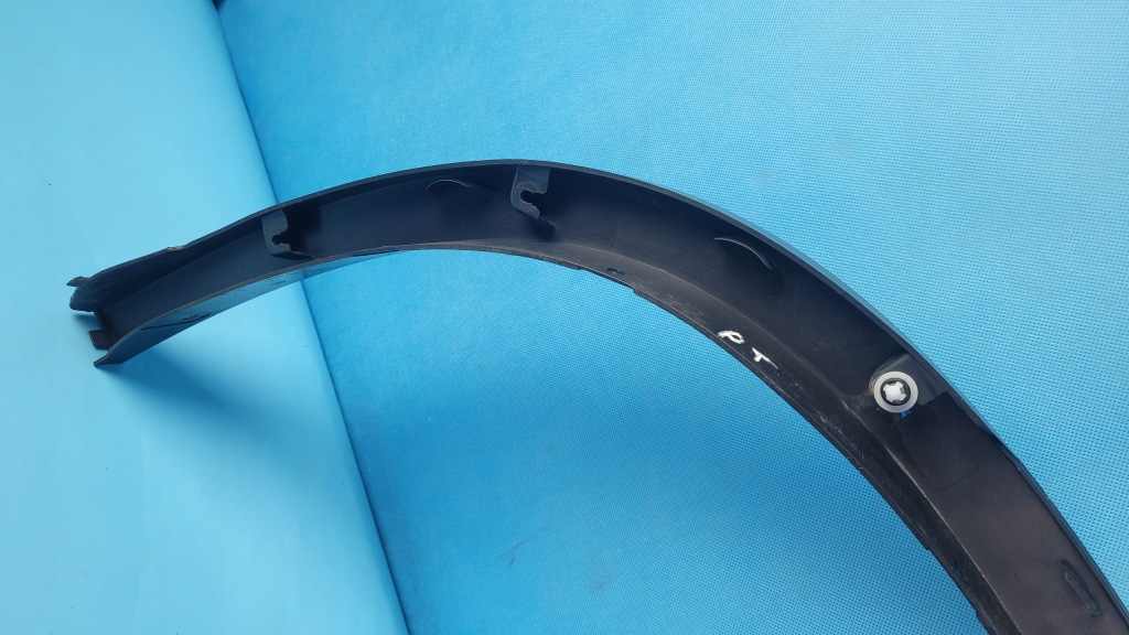 Bmw x3 g01 lci sdrive30i 23r молдинг накладка крила правий задні 7400670 Оригінал