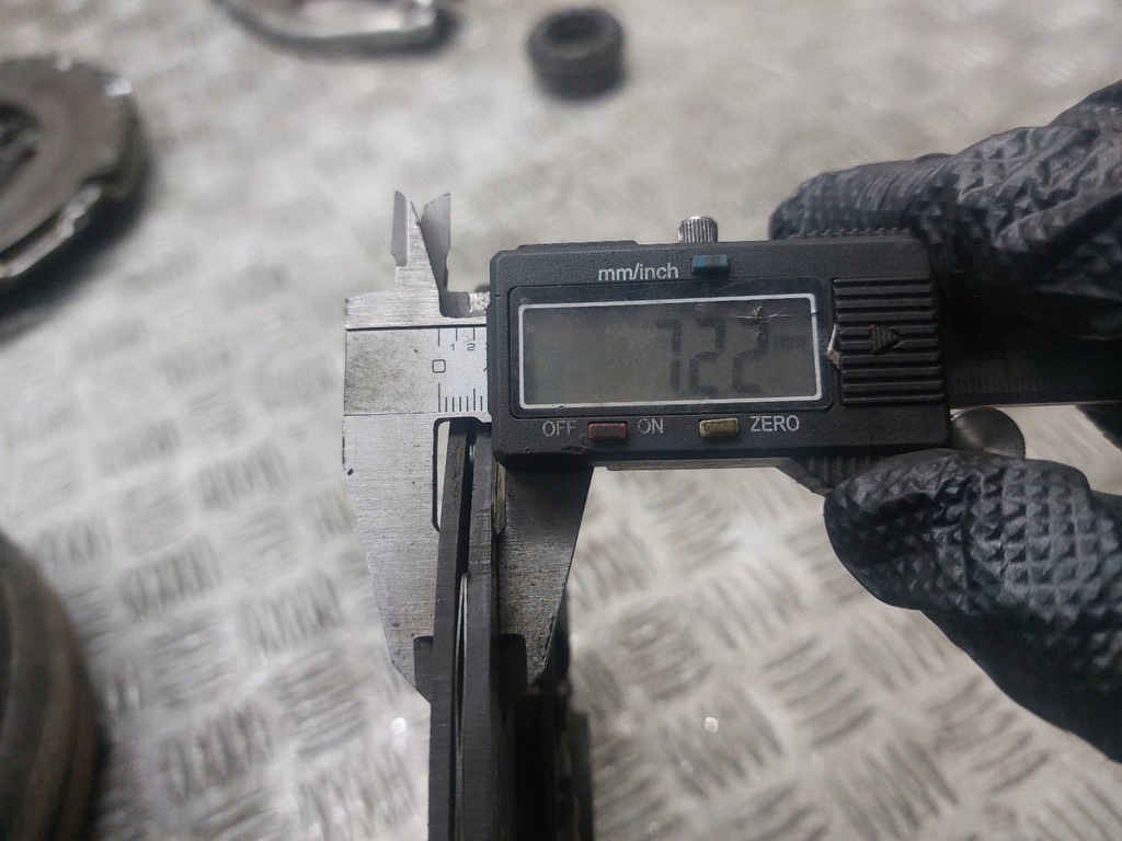 фото №8, Диск + притиск + підшипник audi q5 8r 2.0 0b1105266ag 0b1141031l