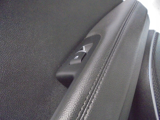 фото №4, Оббивка двері лівий задня alfa romeo stelvio 2016-