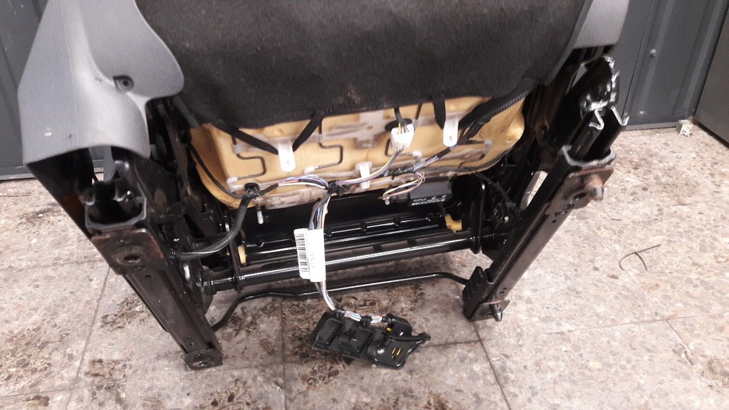 фото №8, Сиденье водителя левый renault megane iii kombi