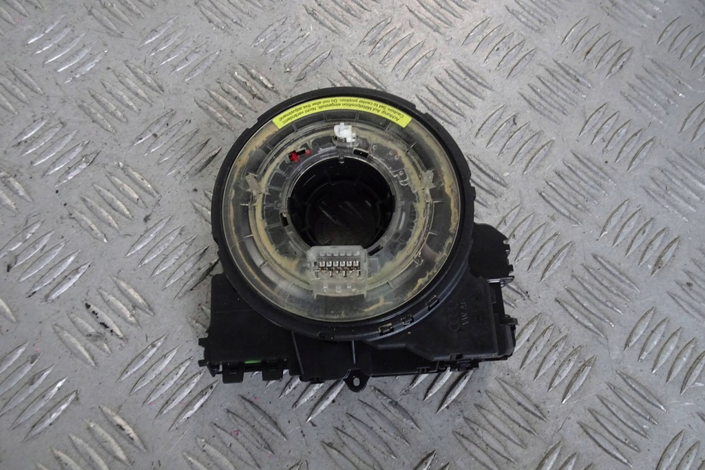 фото №1, Audi a5 8t - лента 8k0953568q