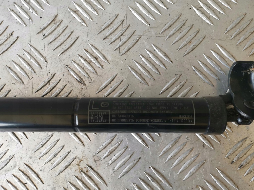 фото №14, Mazda cx5 ii 17- амортизаторы крышки багажника комплект левый правый идеальное состояние