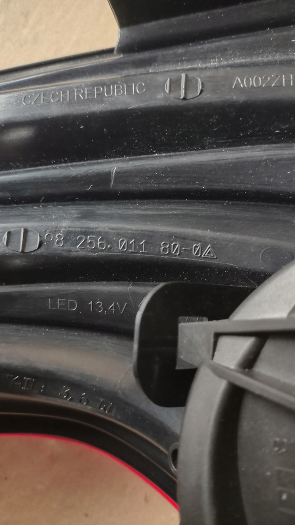 фото №8, Лампа задня права peugeot 208 i lift 15-19