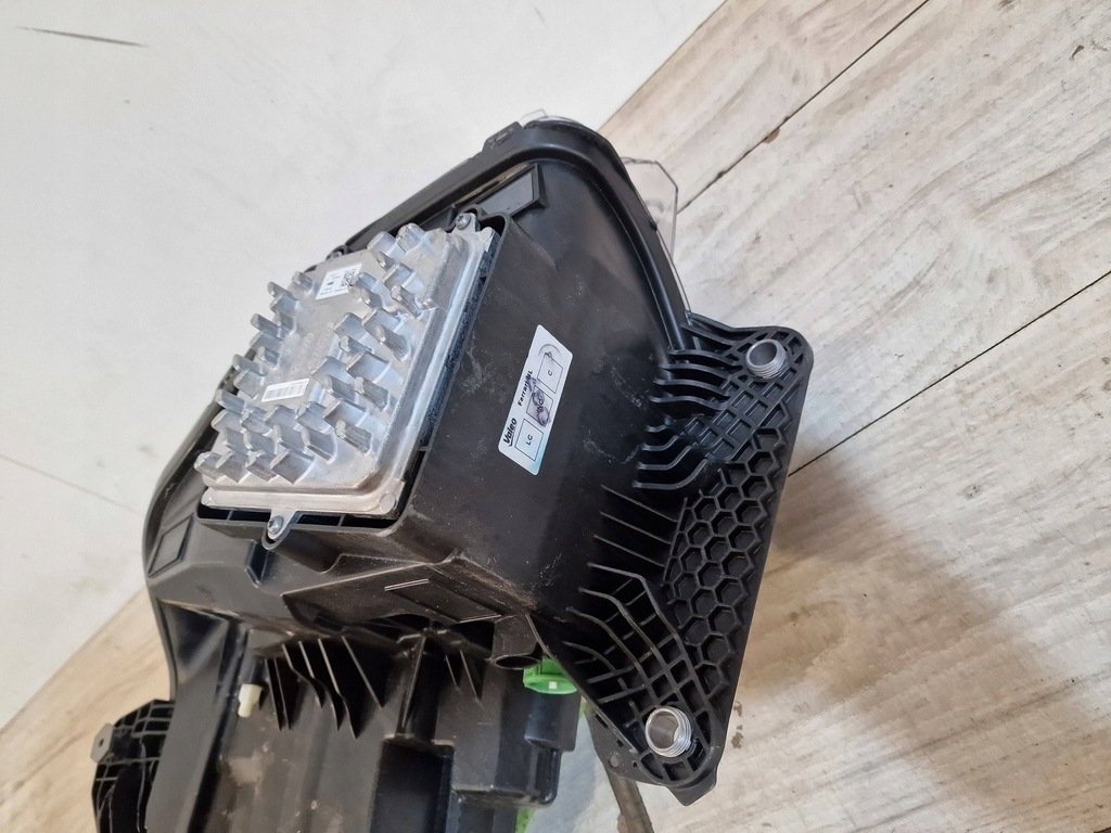 фото №13, Лампа перед передняя правая ferrari roma