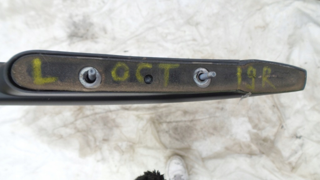 Рейлинг dchowy skoda octavia 3 2018 левое  правый  5e9860034 5e9860033 Киев