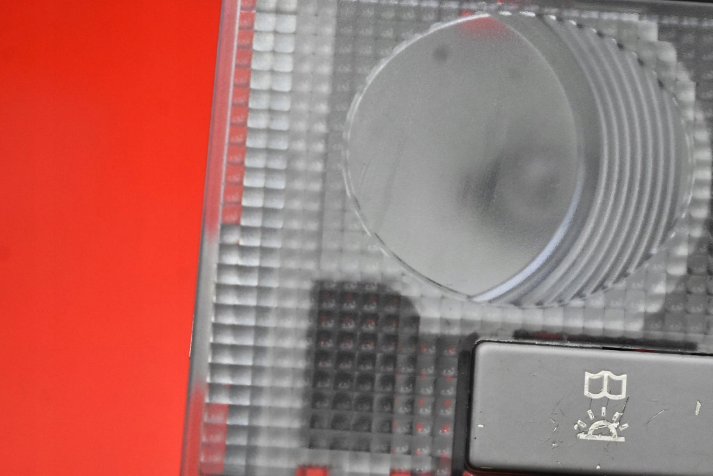 фото №15, Лампа освещение салона перед 13111872 opel astra 3 iii h 04-07