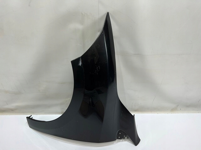 Крыло  левое  передний renault megane 3 09 r.- в Украине