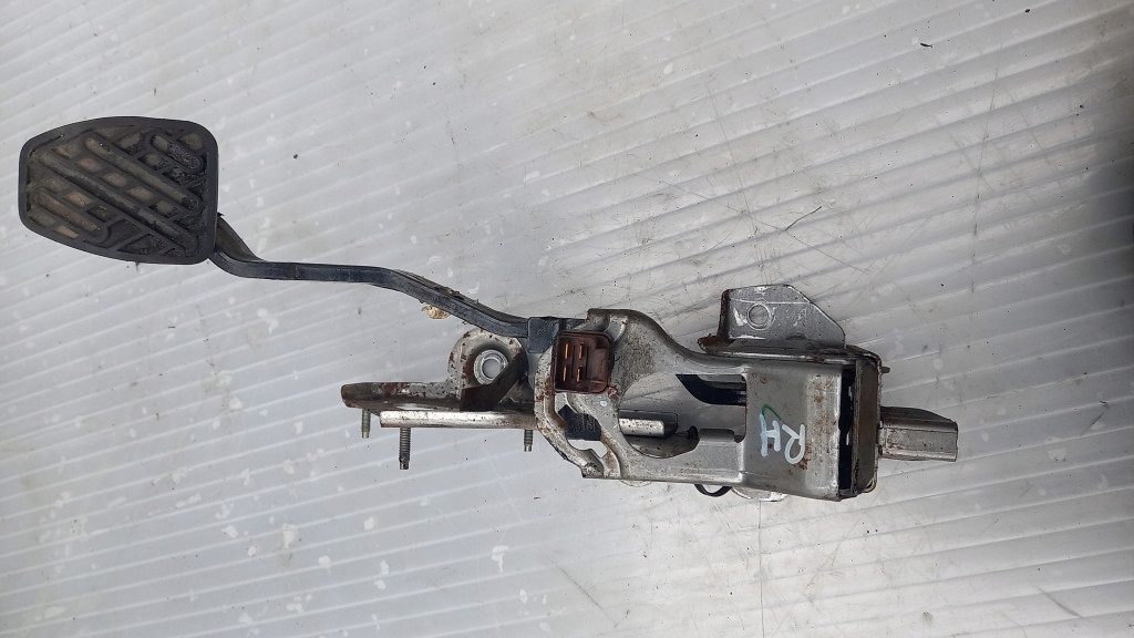 фото №1, Педаль гальма nissan qashqai i 08r e001046x11