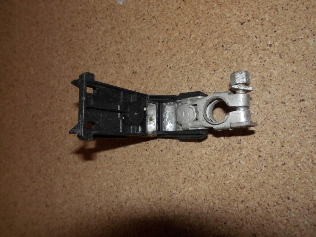 фото №2, Клема мінусова toyota auris ii