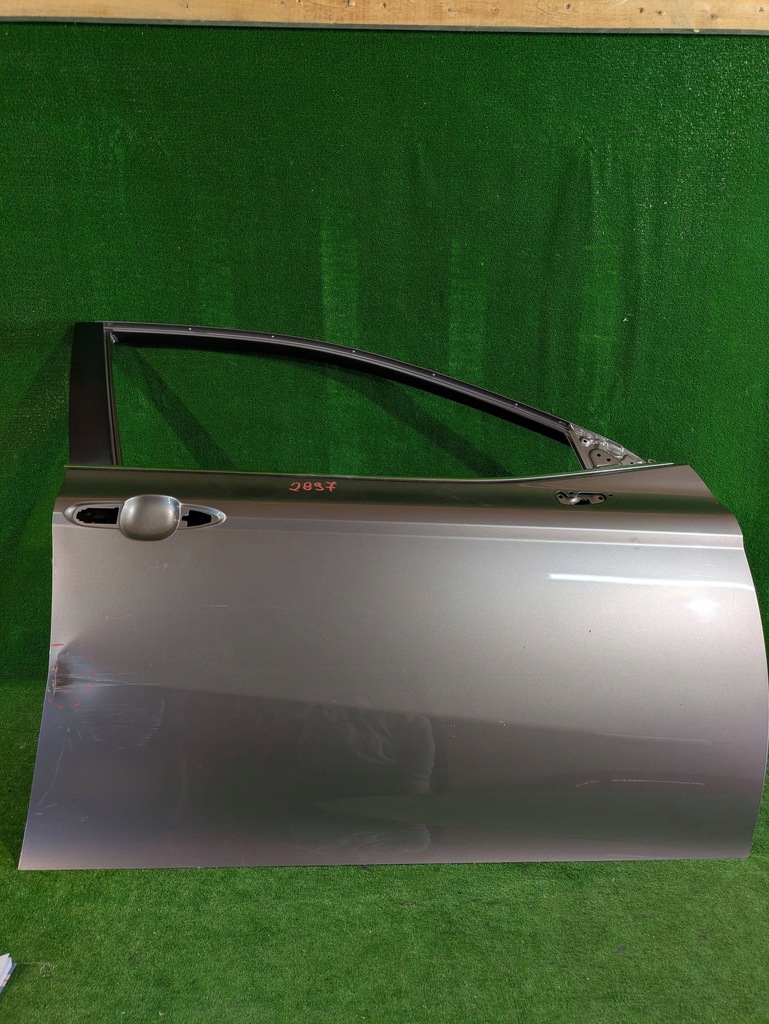 фото №1, Дверь передние правое toyota camry viii