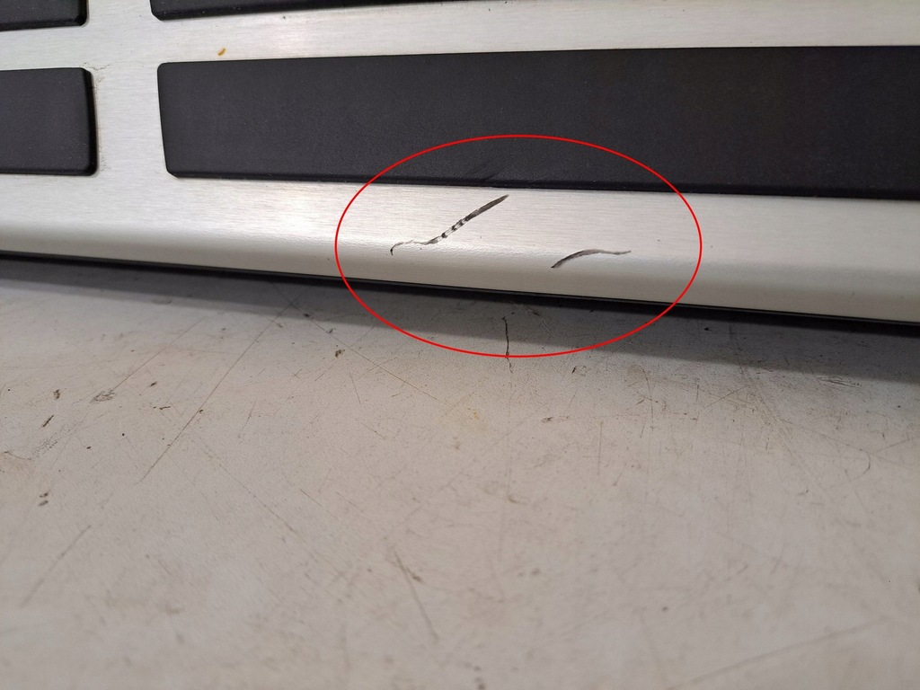 фото №10, Bmw x7 g07 2023 ліва сторона поріг