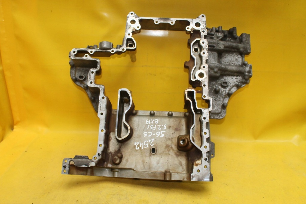 фото №8, Поддон масляная a8 s8 d3 5.2 fsi bxa 07l103603k