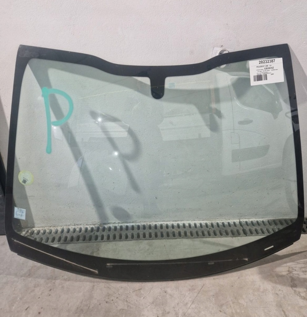 фото №1, Peugeot 208 i скло лобове