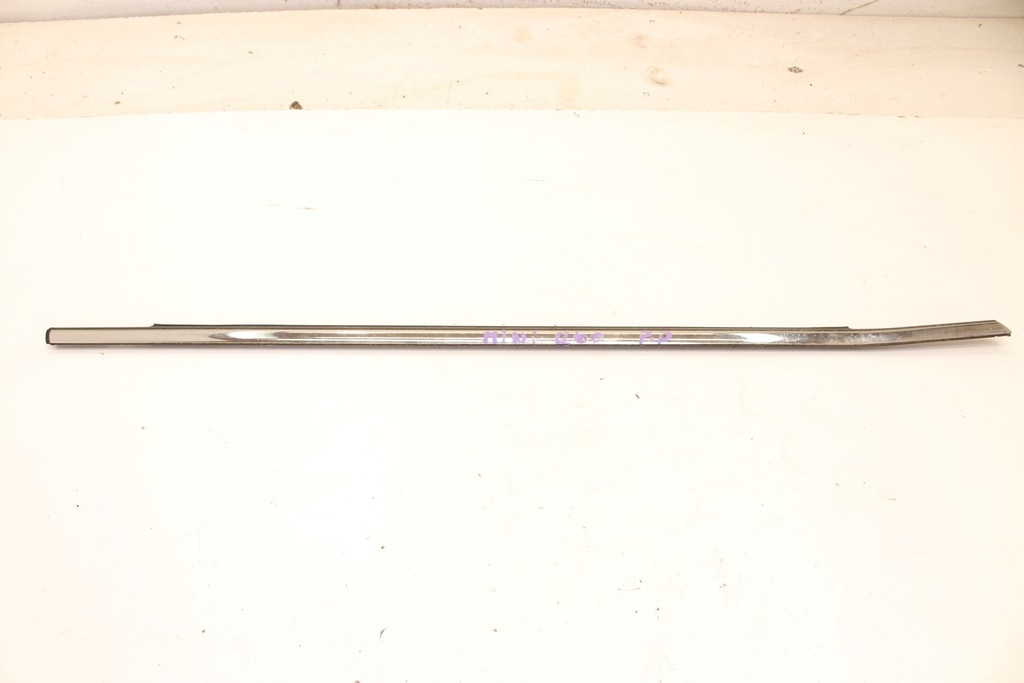 фото №2, Молдинг уплотнитель правый перед хром mini countryman r60