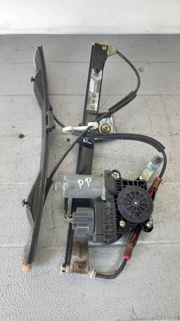 фото №1, Pod.szyby правый перед ford mondeo mk3 03r