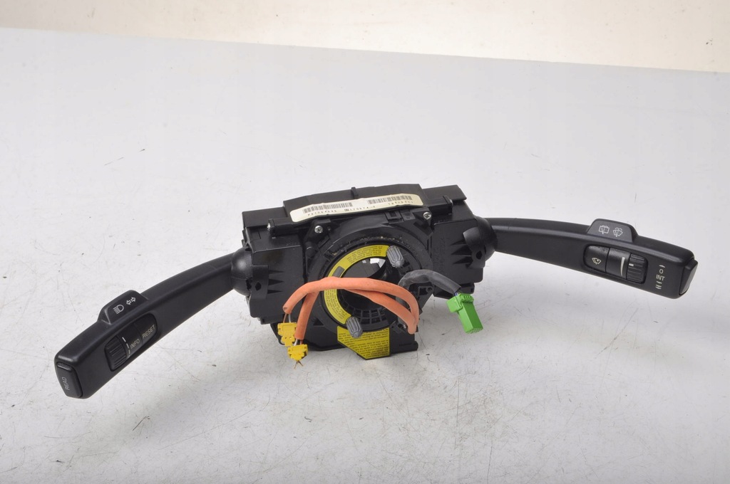 фото №1, Volvo c30 перемикач комбінований p31264695 стрічка