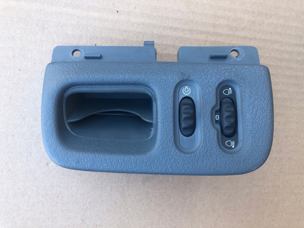 фото №1, Переключатель регулировки света renault megane i 95-