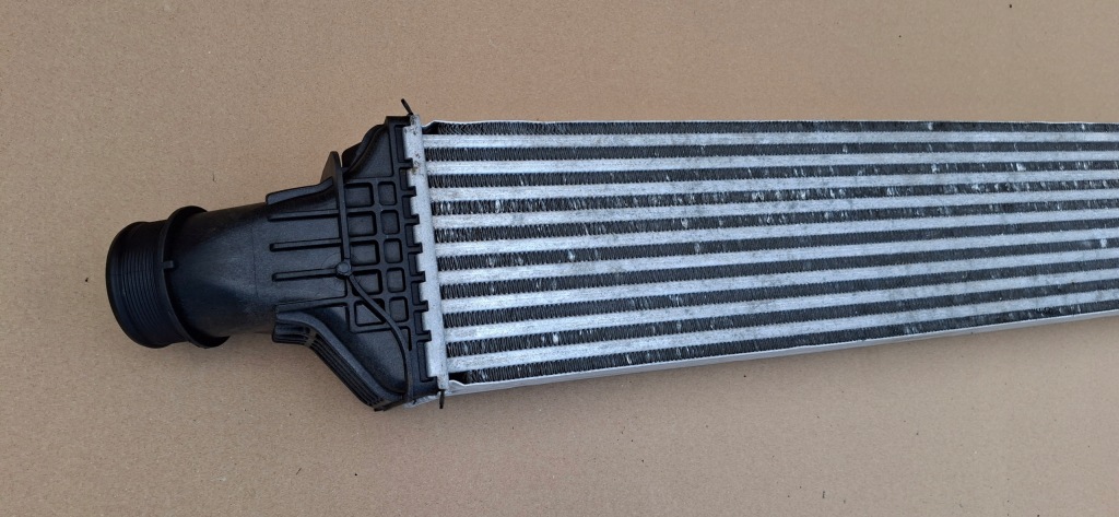 Audi a4 b9 a5 f5 q5 інтеркулер радіатор повітря оригінал 8w0145805p Зі Шроту