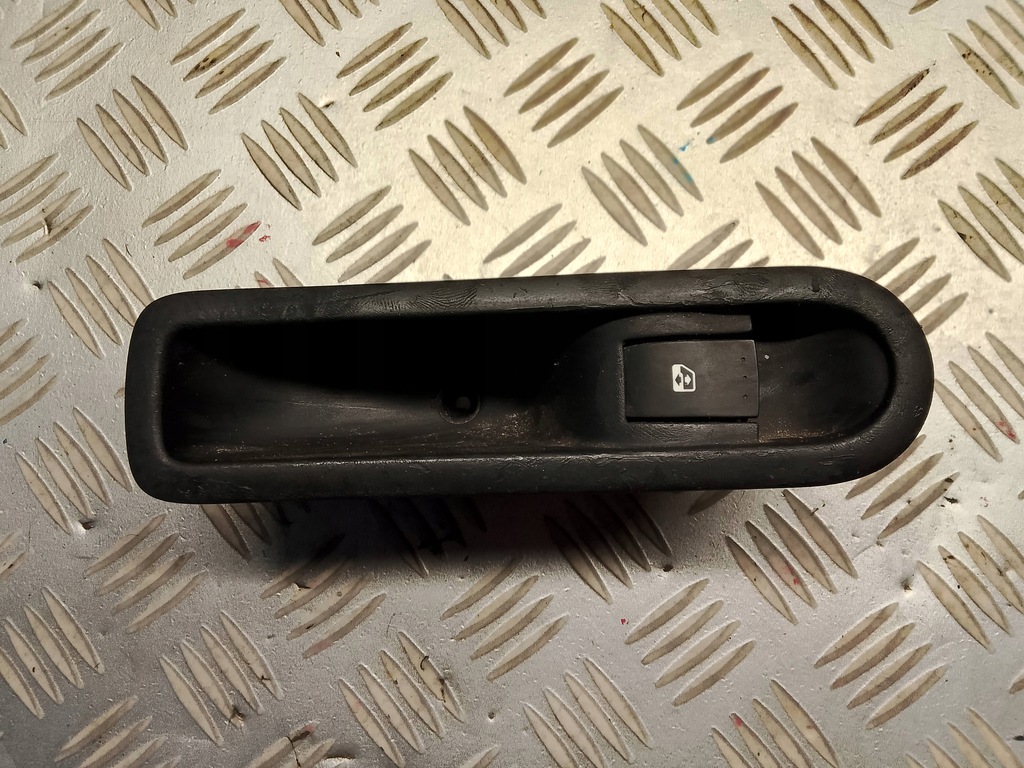 фото №1, Renault scenic ii перемикач вікон задня задній 156013870